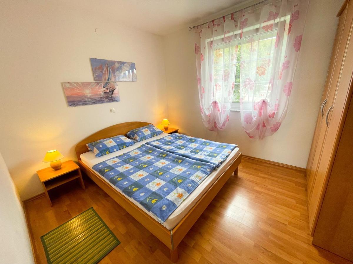 דראמליי Apartmani Toni מראה חיצוני תמונה