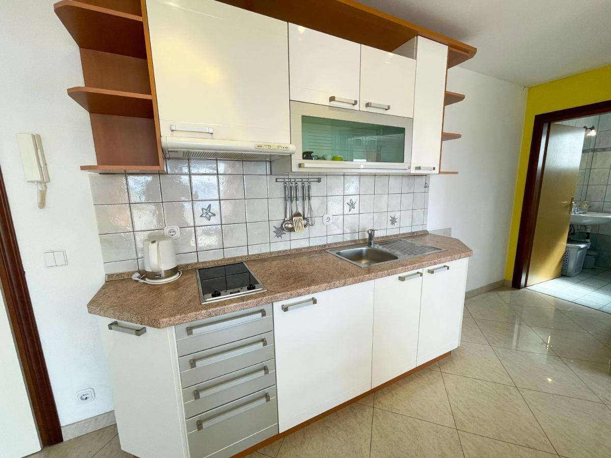 דראמליי Apartmani Toni מראה חיצוני תמונה